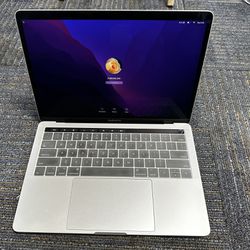 MacBook Pro 13inch Touch Bar  Intel I5 