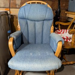 Rocker with Ottoman 