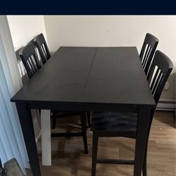 Black Dining Room Table And Chairs 