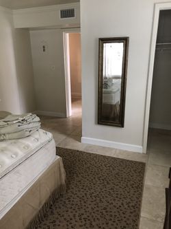 QUICK SALE!!! Mirror