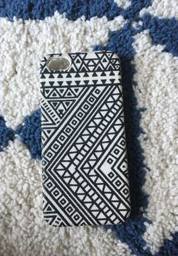 iphone 5 aztec white and black case