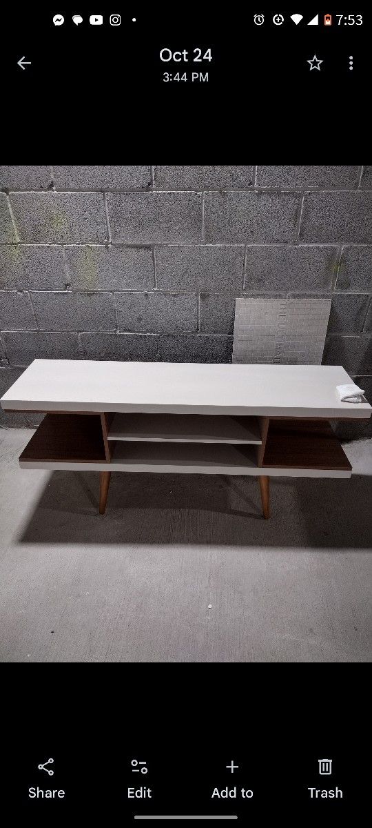 Manhattan Comfort Utopia TV Stand