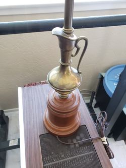 Vintage Rembrandt Lamp. $30. Pickup in Oakdale