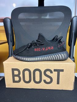Yeezy 350 Boost V2 “Bred” Size 9.5
