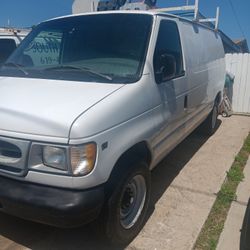 2001 Ford Econoline