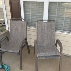 Four nice outdoor chairs