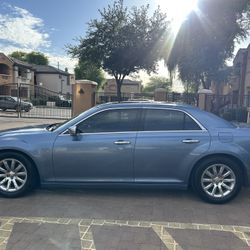 2011 Chrysler 300c