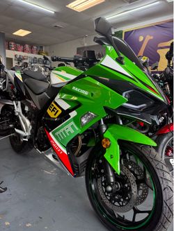 TITAN 250 CC