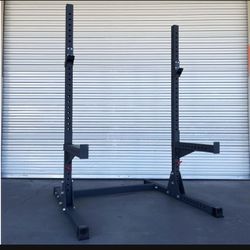 Squat Rack With Spotter Arms