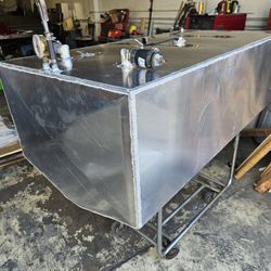 Custom Fuel Tanks
