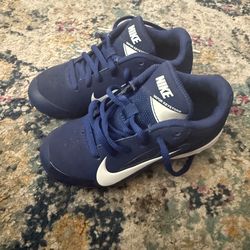 Nike baseball cleat size 11C