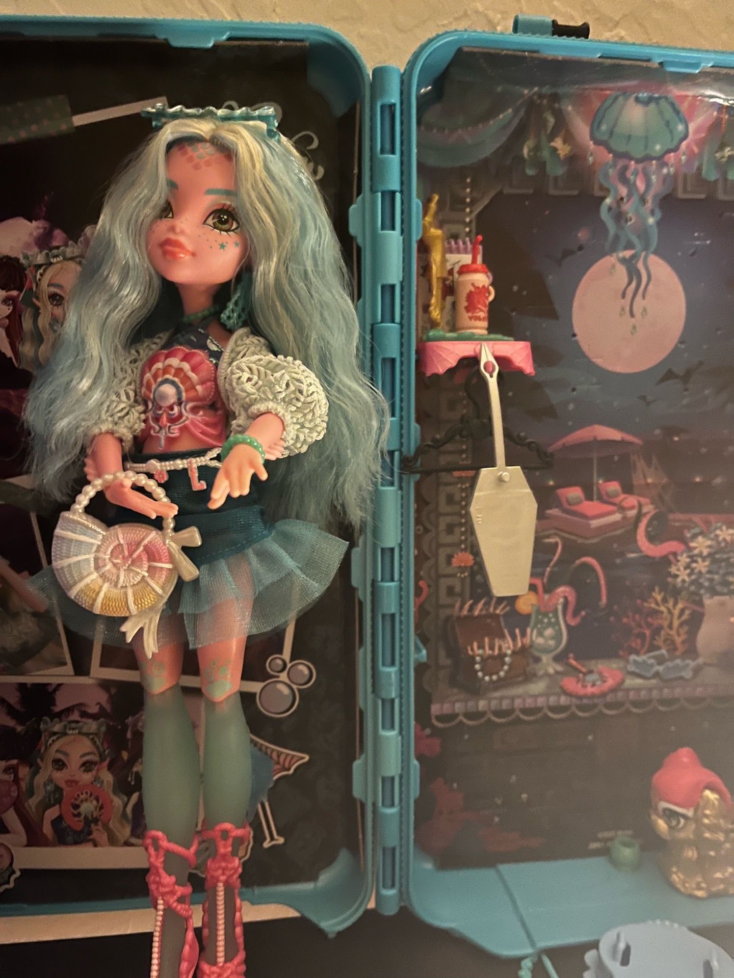 G3 monster high dolls