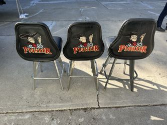 Vintage Pioneer Bar Stools – Set of 3 