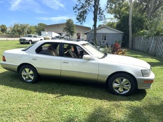 1991 Lexus LS 400