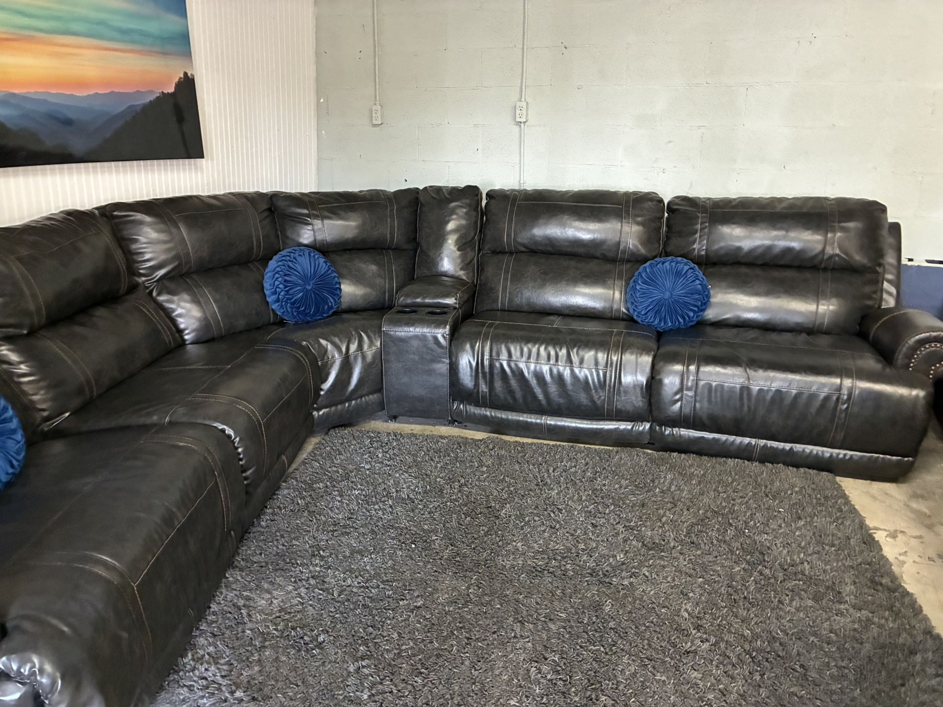 Large Sectional Leather Reclining Sofa – Very Comfortable