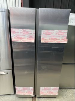 New open box Samsung side by side refrigerator