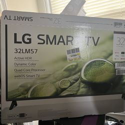 New Tv From Best Buy Same Tv Different Color Got Wrong Tv LG 32 Inch . 