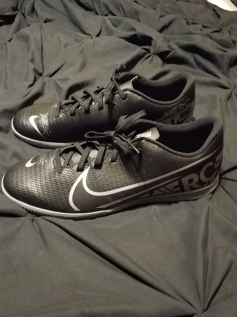 Nike Mercs Soccer Cleats (10)
