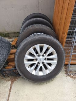Lexus Gx460 stock wheels.