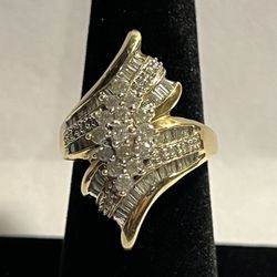 Yellow Gold Diamond Cluster Bypass Ring - 10k Round & Baguette 1.00ctw Ribbon Size 7