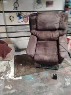 Electric Stand Assist Recliner