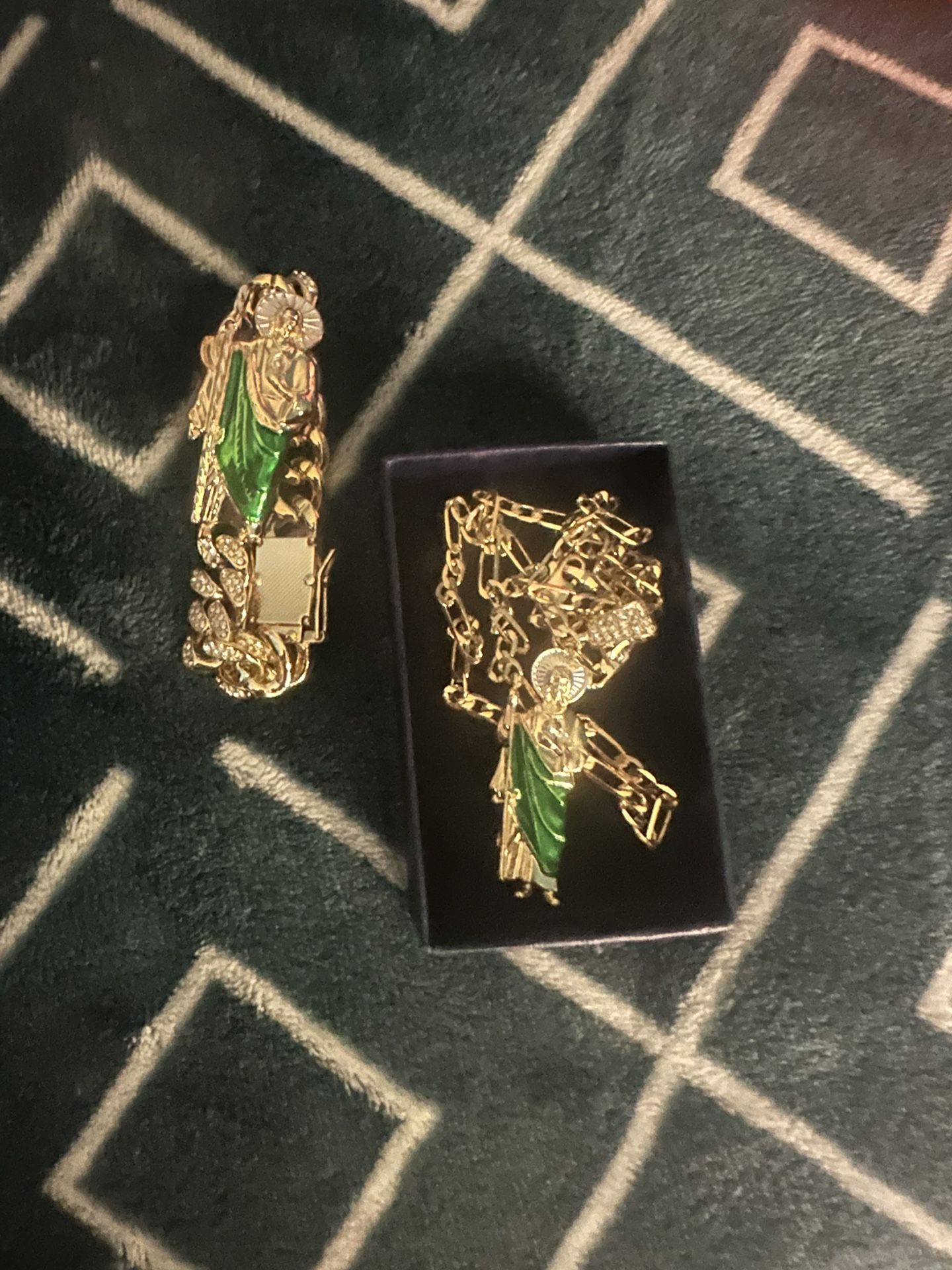 ππ 40.00$ For Both