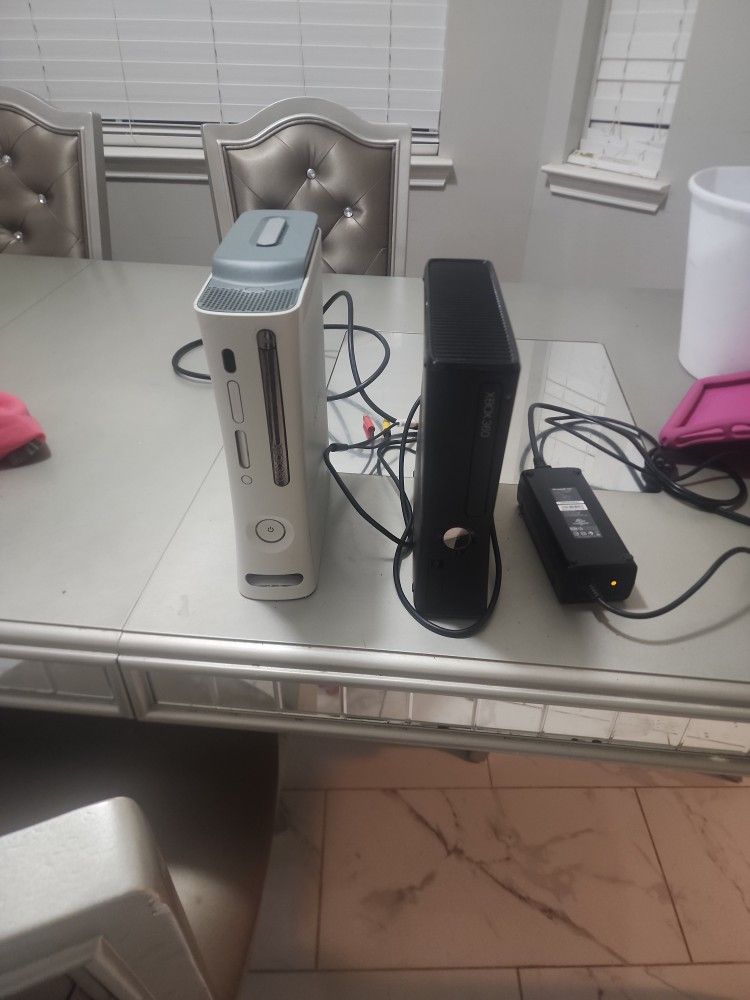 Xbox360slim 