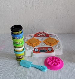 Play Doh Barbie Pizza Chef Doll And Playset Blonde Barbie Play