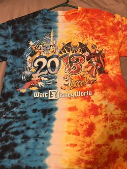 Walt Disney World 2013 Heroes vs Villains Tie Dye T Shirt 