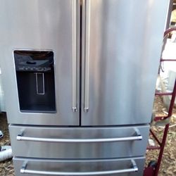 30 Cubic Stainless 4 Door French Kitchen Aid Refrigerator 