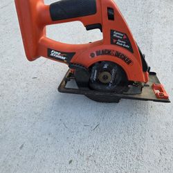 Black & Decker Saw