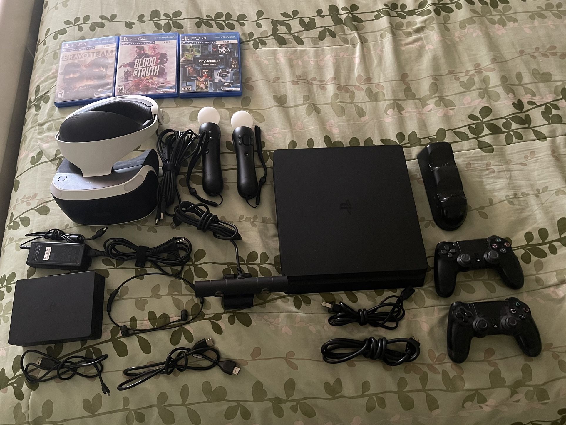 Sony Playstation 4, 500GB Slim and PSVR BUNDLE
