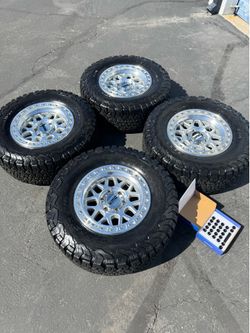 Brand New KMC 549 “GRS” Wheels 6x139 and 33” BF Goodrich KO2 Tires 305/65R17