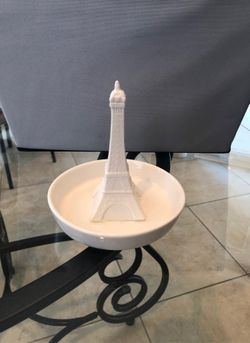 Jewelry holder