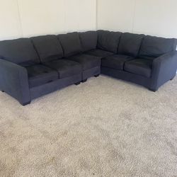 Charcoal Gray Sectional Couch Sofa *Free Delivery*