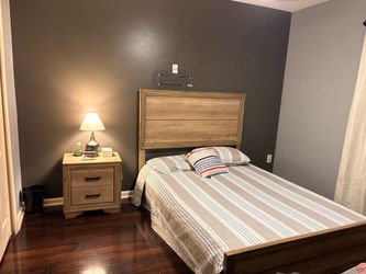 Full size bedroom set