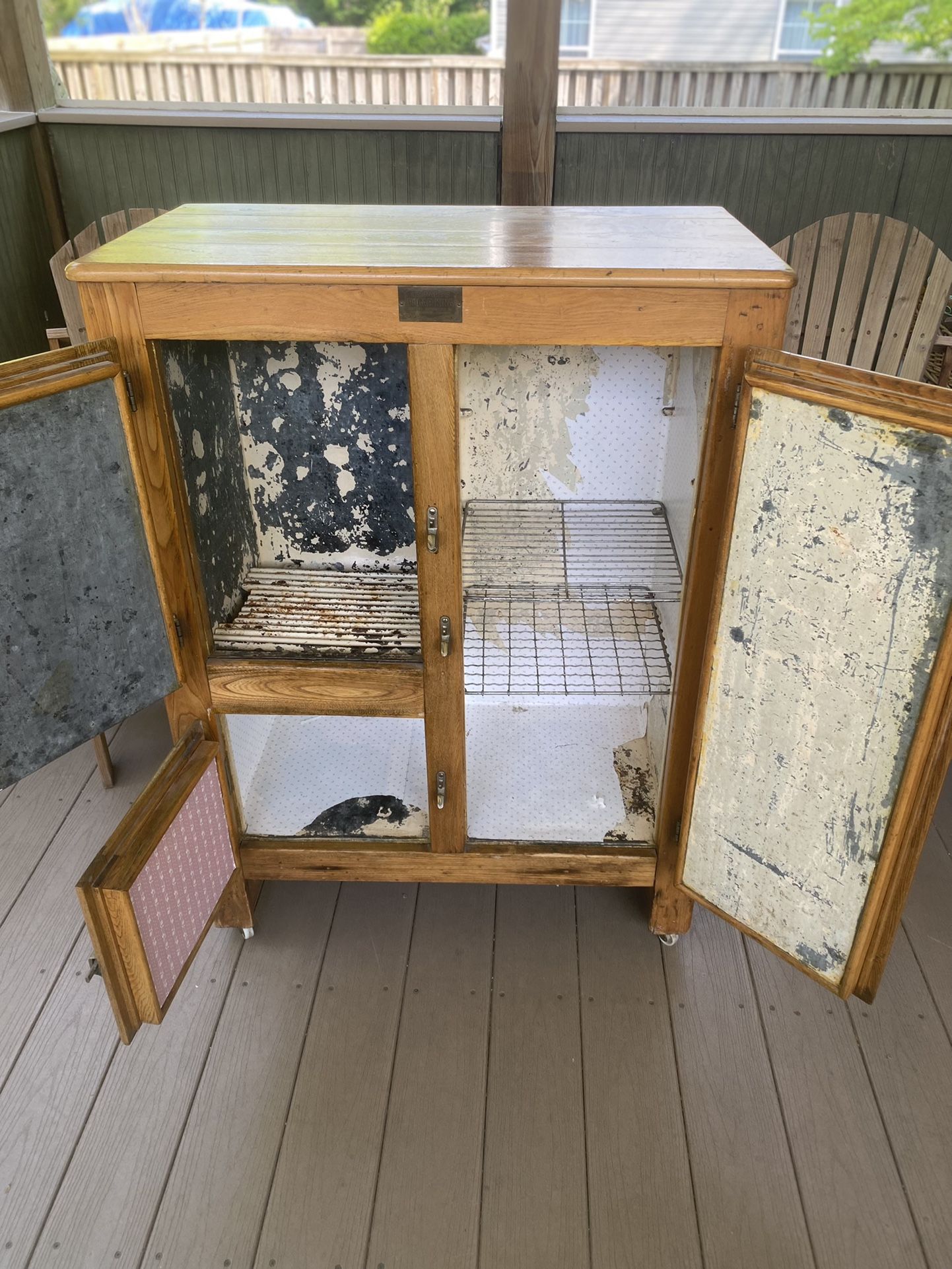 Antique “Leonard’s POLAR KING Icebox” For Sale $1,200 NOW asking $850.00