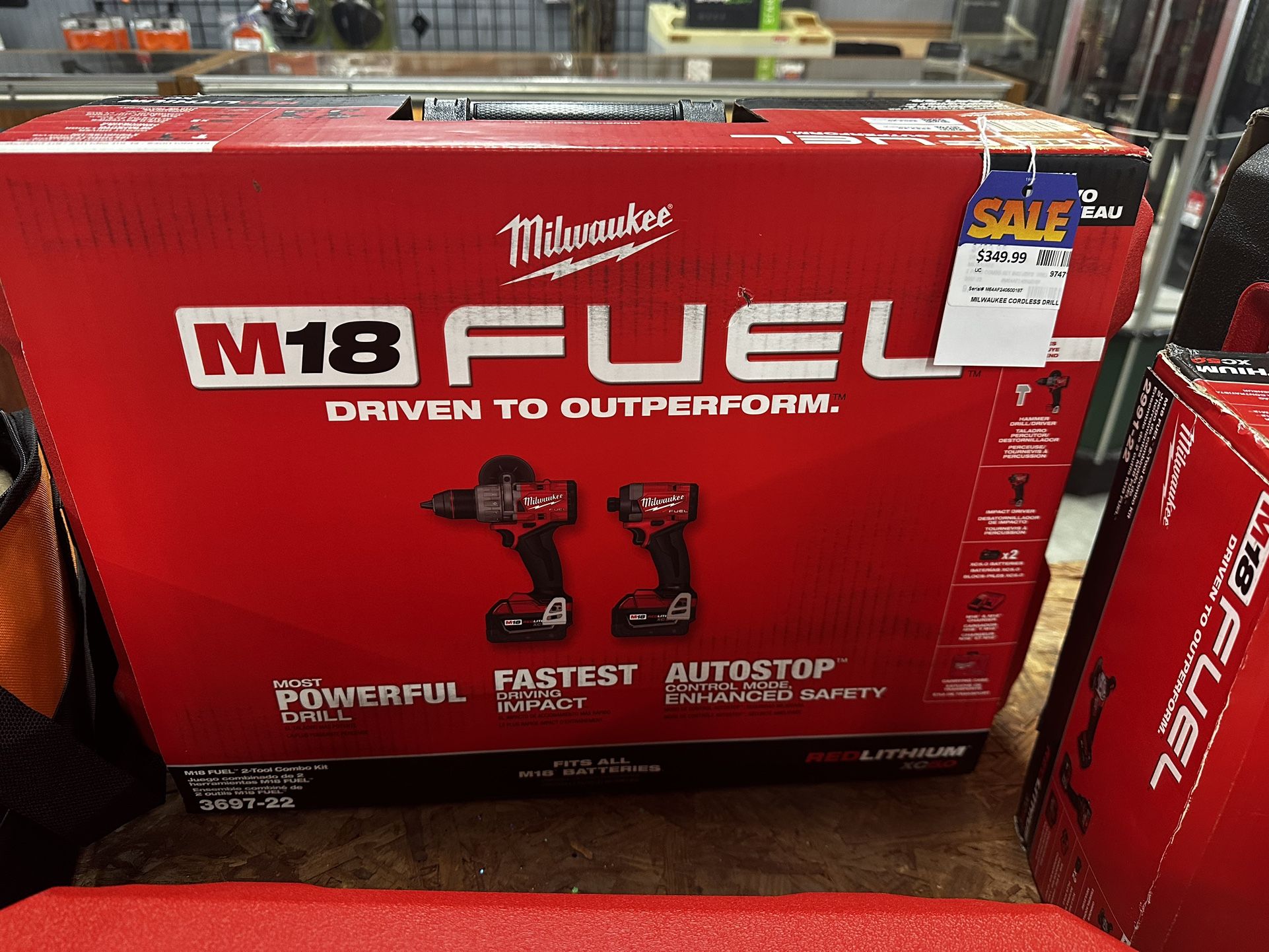 Milwaukee 3697-22