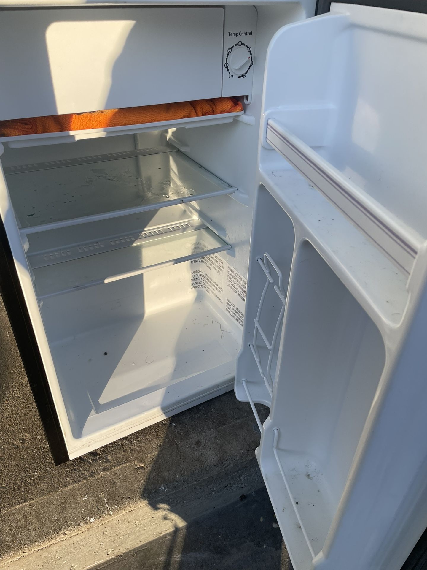 Small Personal Refrigerator