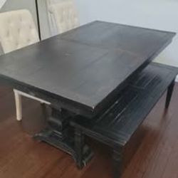 Dining table + bench