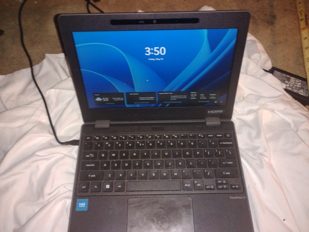 Acer Laptop TravelMate B311
