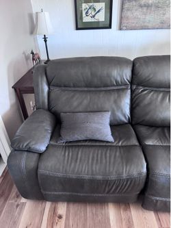 HUGE Brown Leather Sofa 4 Power Recliners!!