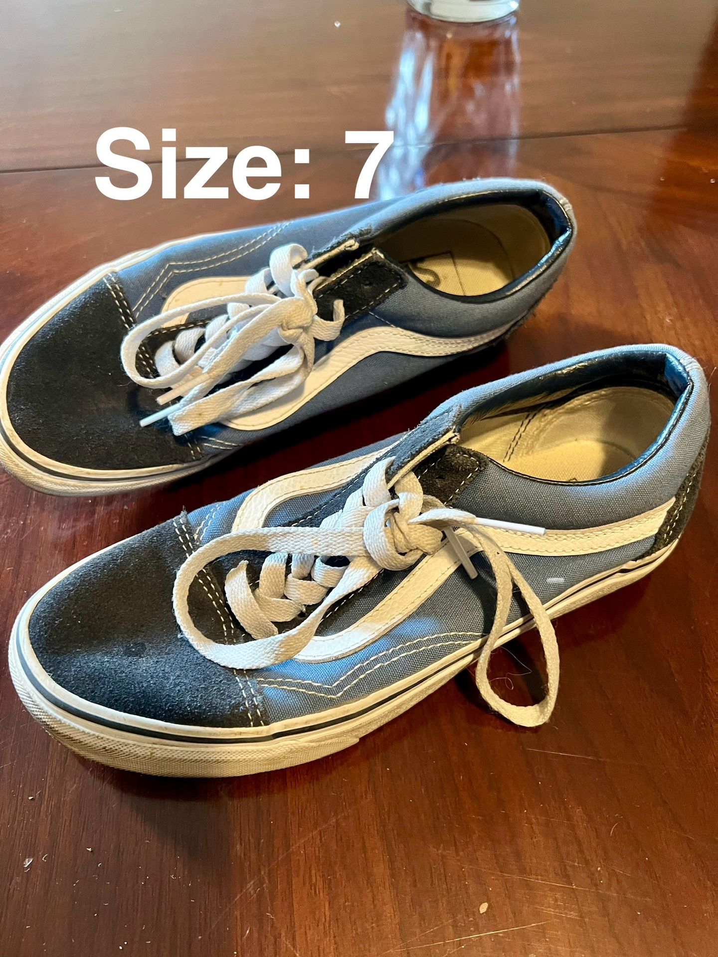 Vans w/ Potential!! Woman’s 7