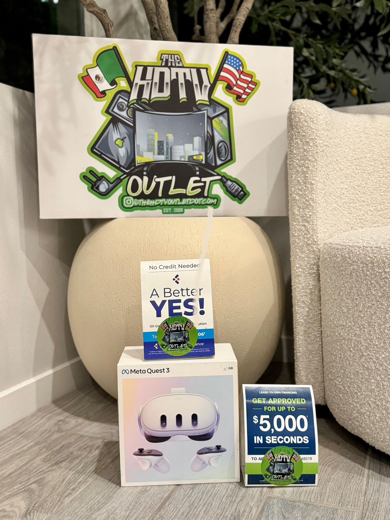 Meta quest 3 512gb with Batman Arkham shadow floor model display