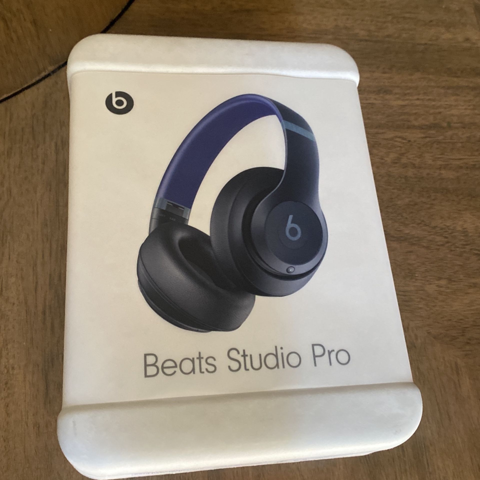 Beats Studio Pro