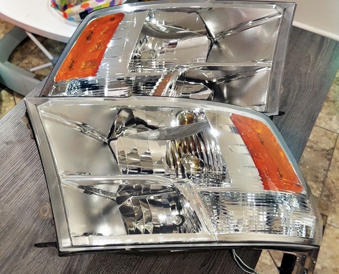Dodge Ram 1500 Stock Headlights