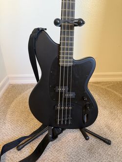 4-String Electric Bass Guitar Matte Black Ibanez
