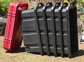 Husky Storage Bins Lot of 5 With Wheels Lids & Handles Used