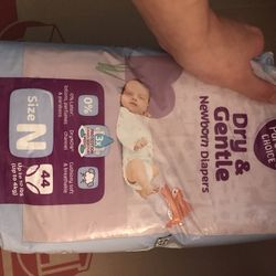 Newborn Diapers 44 Count
