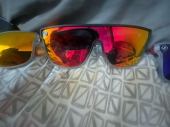 Blender eyes wear